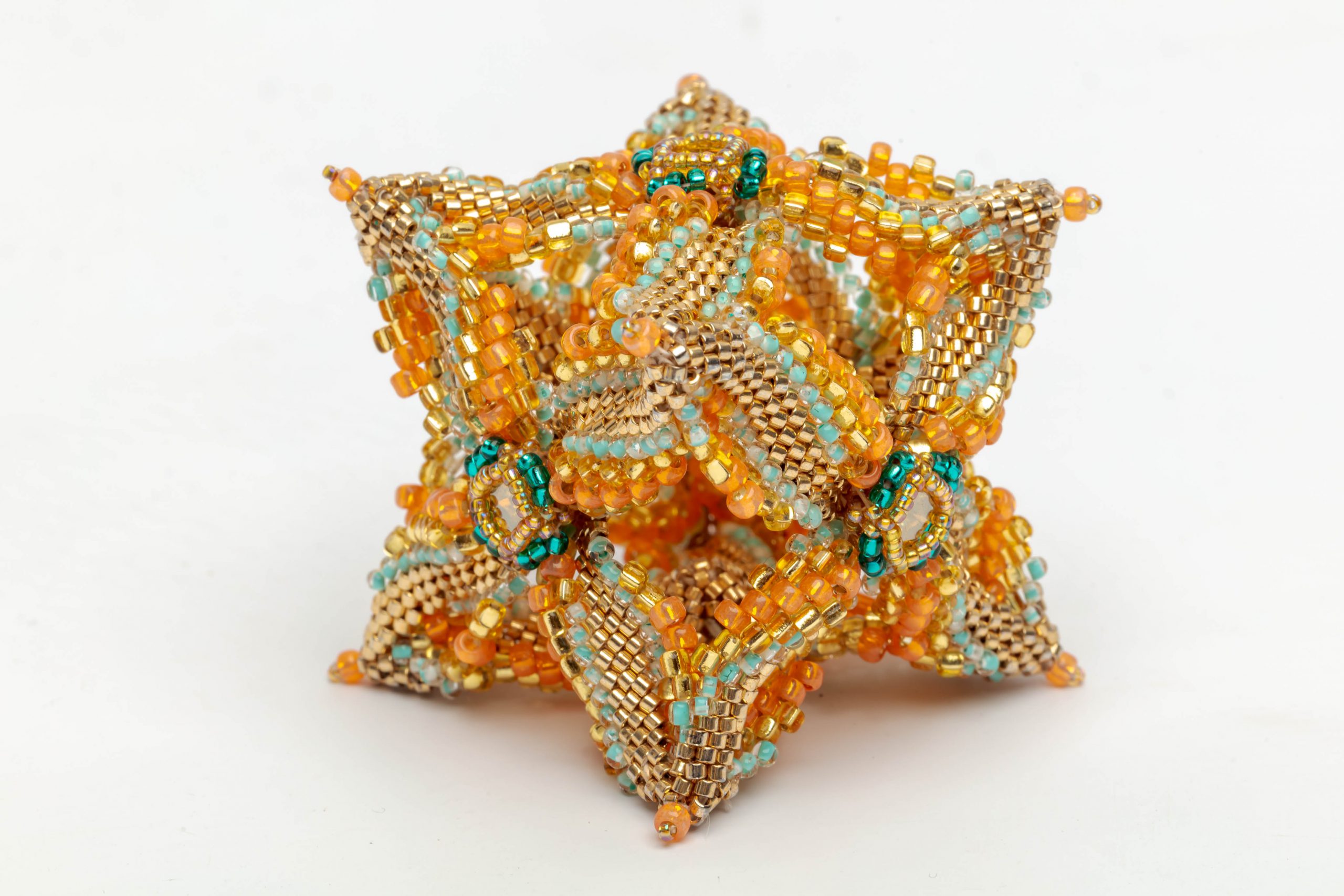 Helen McIntyre – Floral Cube Gold – 2 – The Beadworkers Guild