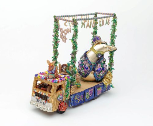 Tyson goes to the Mardi Gras Parade - Beading Pals on the Road